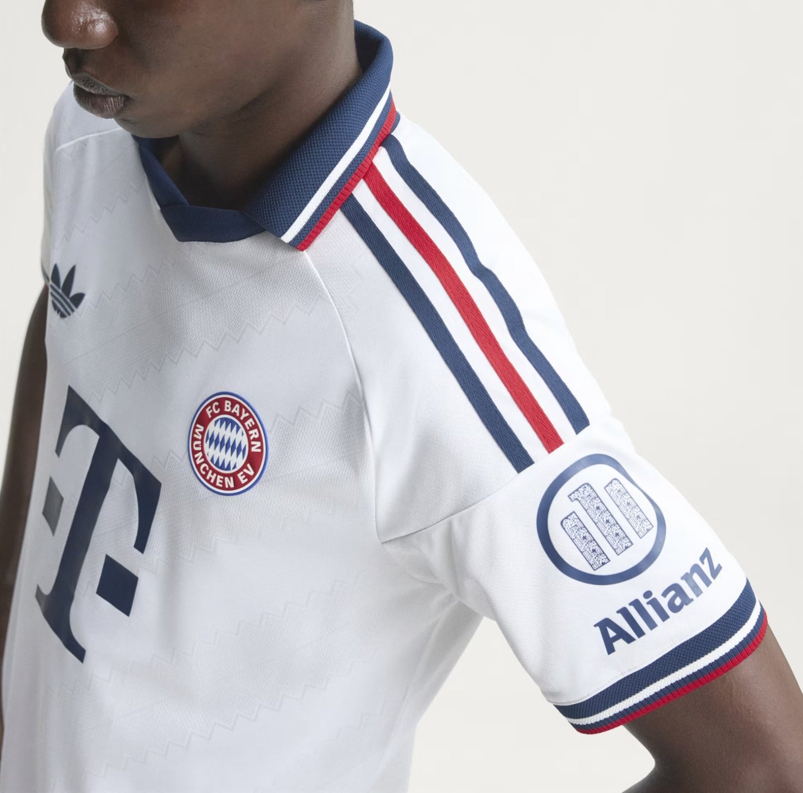 Bayern Extérieur 26/27 — vue 3