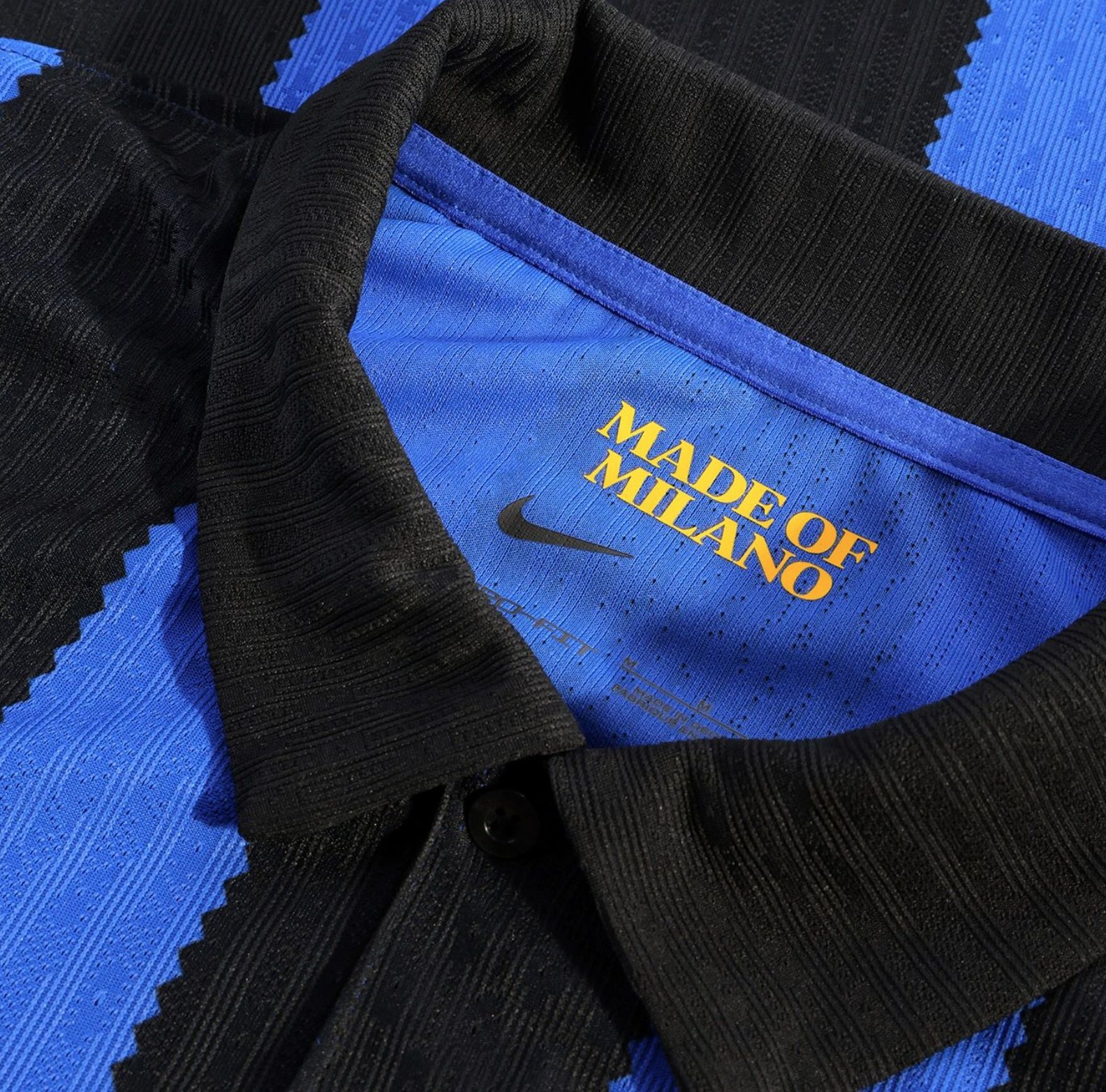 Inter Milan Domicile 26/27 — vue 3